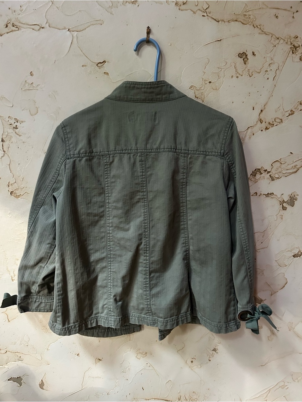 AMI Olive Green Grommet Utility Jacket Size Medium Bow Cuffs - Picture 5 of 8